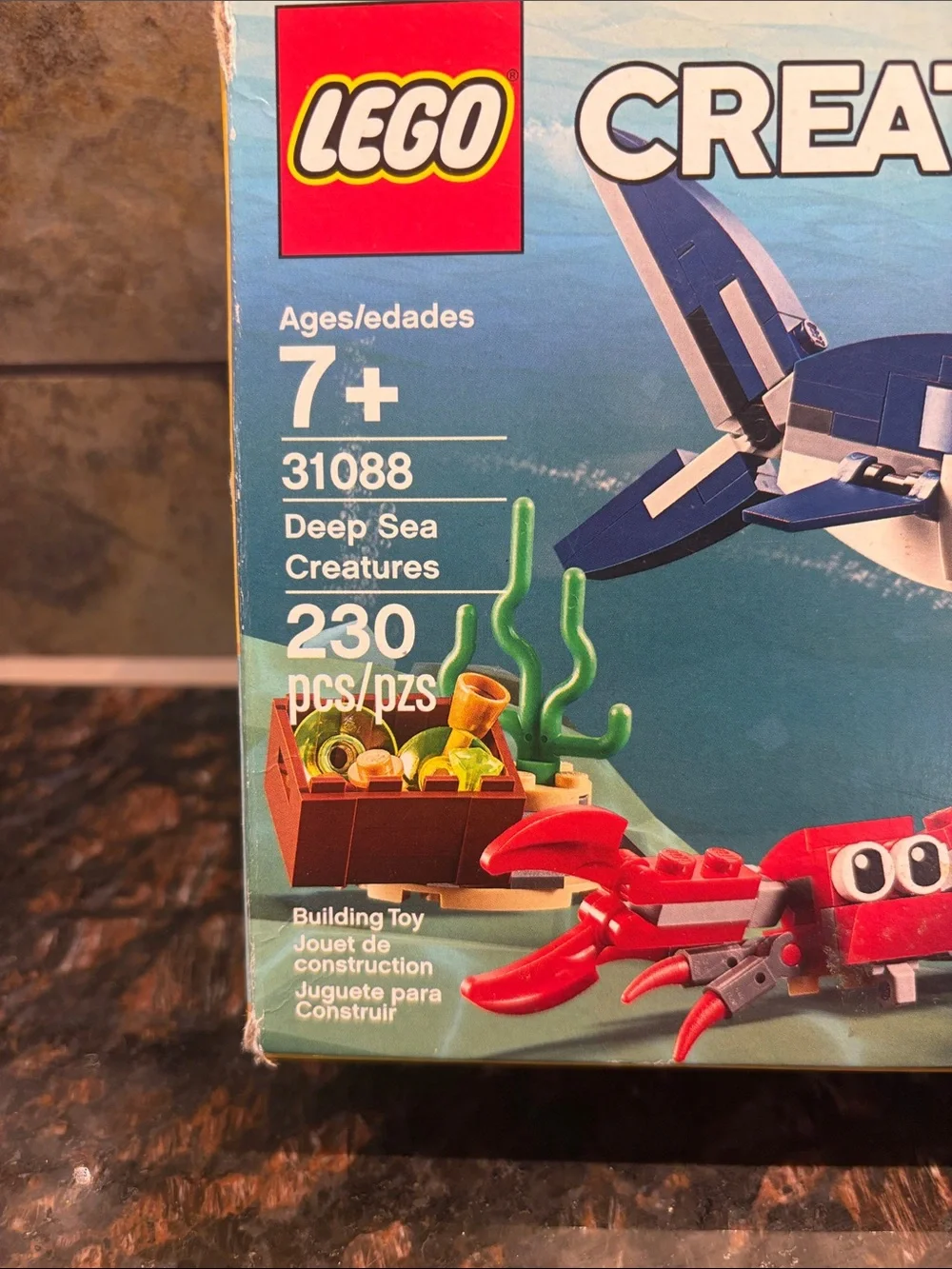 Lego Creator Deep Sea Creatures 3-in-1 Set #31088 230 Pieces Ages 7+